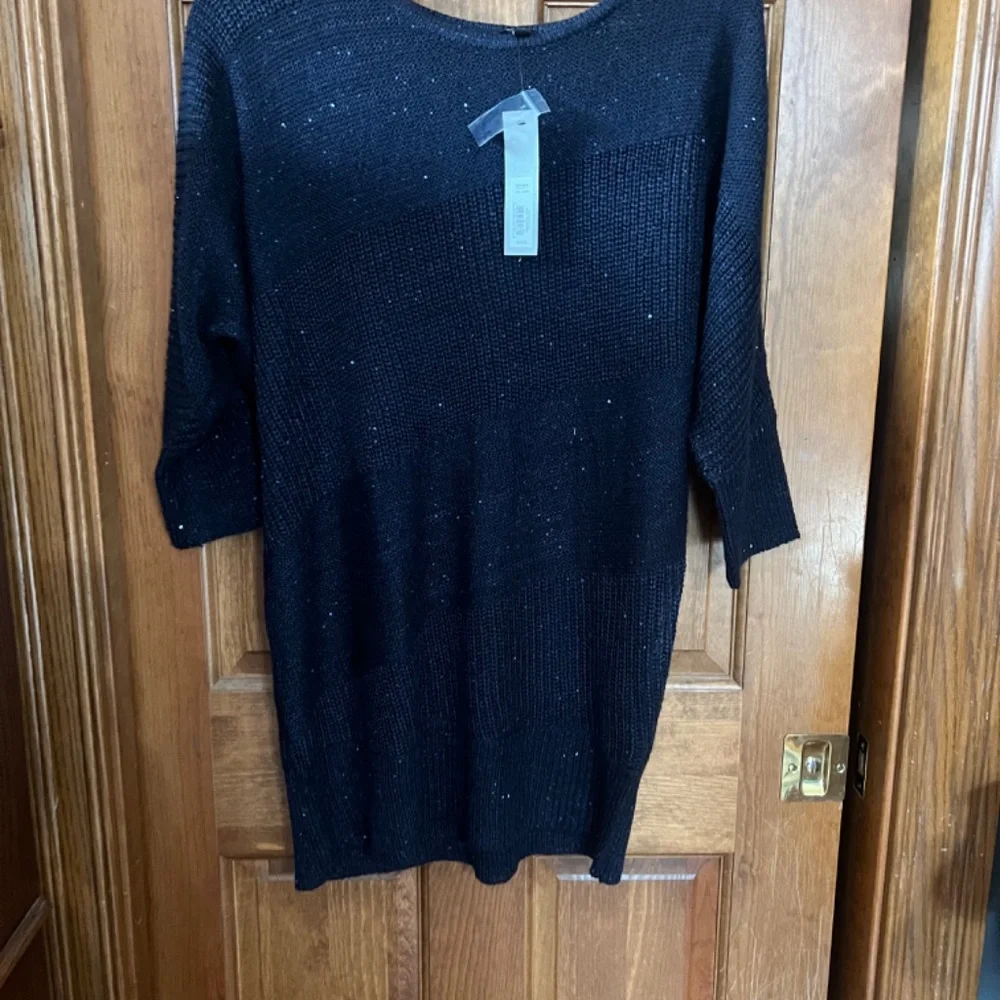 Holiday Sweater - NWT - Picture 2 of 3